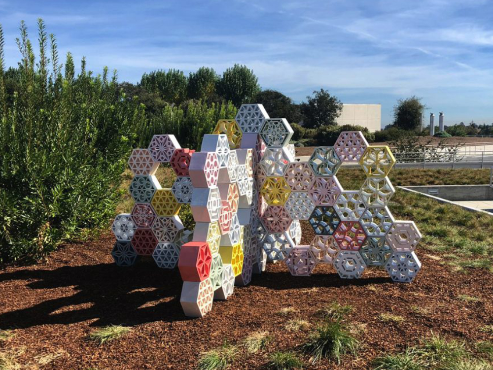 Nevin Aladag, »Jalli Blossom Hedge«, 2018